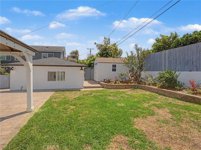 825 Bungalow Drive, El Segundo, CA 90245