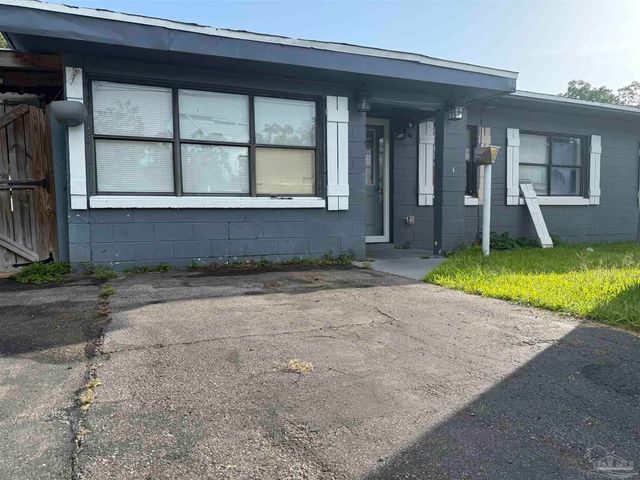18 Besma Dr, Pensacola, FL 32506