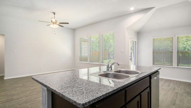 9816 Mescalbean Boulevard, Fort Worth, TX 76036