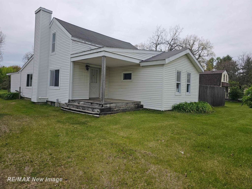 14307 N Lewis Road, Thetford Twp, MI 48420