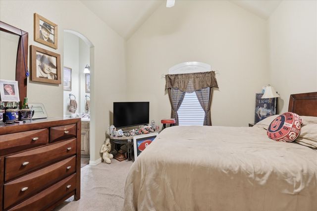 150 Blacktail Lane, Azle, TX 76020