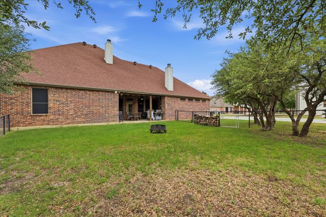 150 Blacktail Lane, Azle, TX 76020