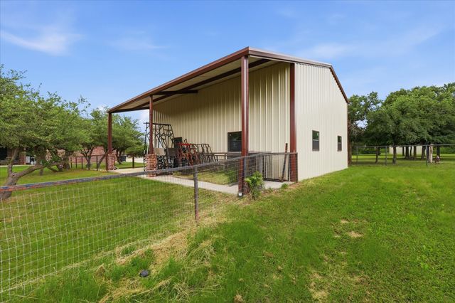 150 Blacktail Lane, Azle, TX 76020