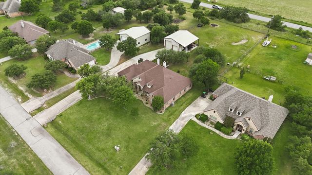 150 Blacktail Lane, Azle, TX 76020