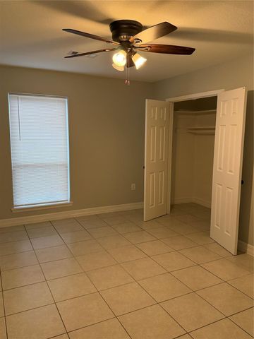 11915 Hendon Lane, Houston, TX 77072