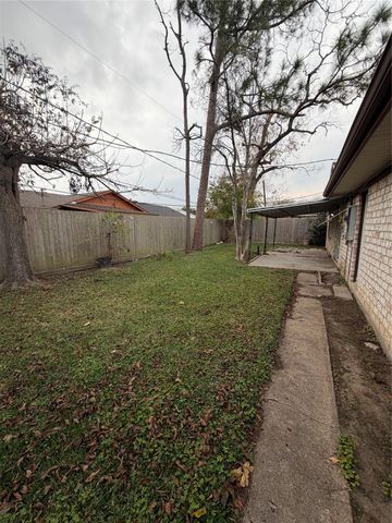 11915 Hendon Lane, Houston, TX 77072