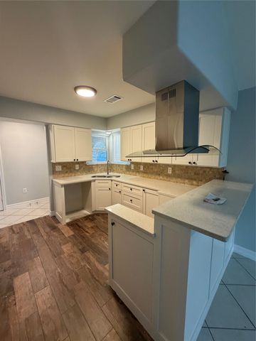 11915 Hendon Lane, Houston, TX 77072