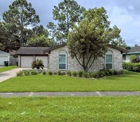 11915 Hendon Lane, Houston, TX 77072