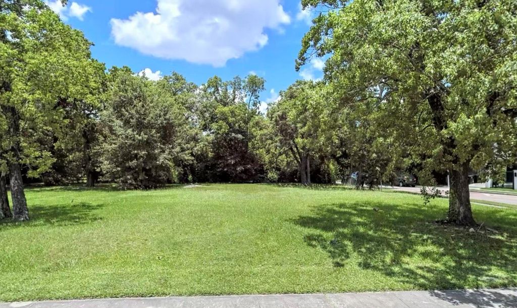 5502 Mcculloch Circle, Houston, TX 77056