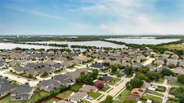 2713 Yale Drive, Rowlett, TX 75088