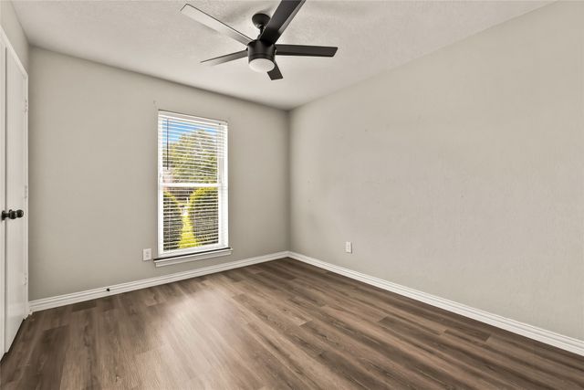 2713 Yale Drive, Rowlett, TX 75088