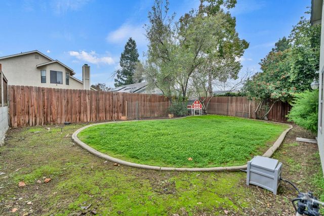 8409 Sunblaze Way, Sacramento, CA 95823