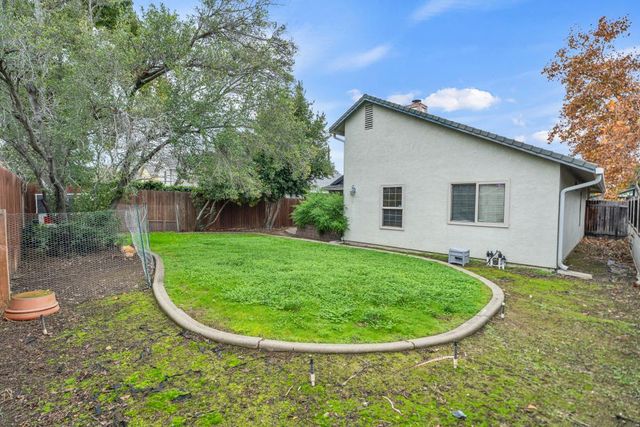 8409 Sunblaze Way, Sacramento, CA 95823