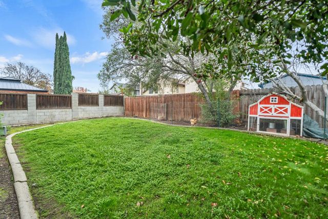 8409 Sunblaze Way, Sacramento, CA 95823