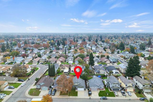 8409 Sunblaze Way, Sacramento, CA 95823