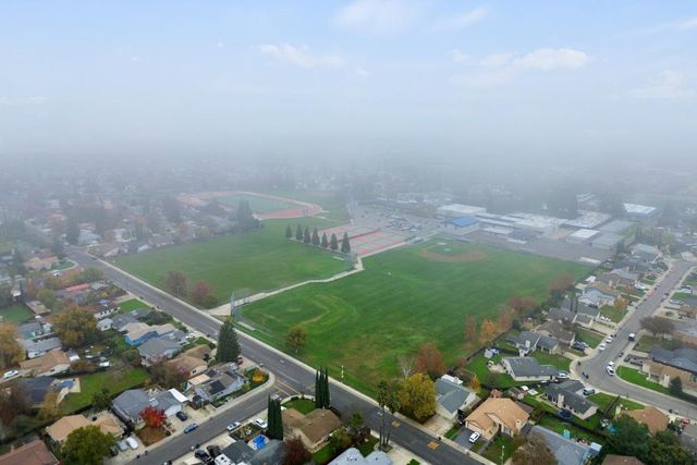 8409 Sunblaze Way, Sacramento, CA 95823