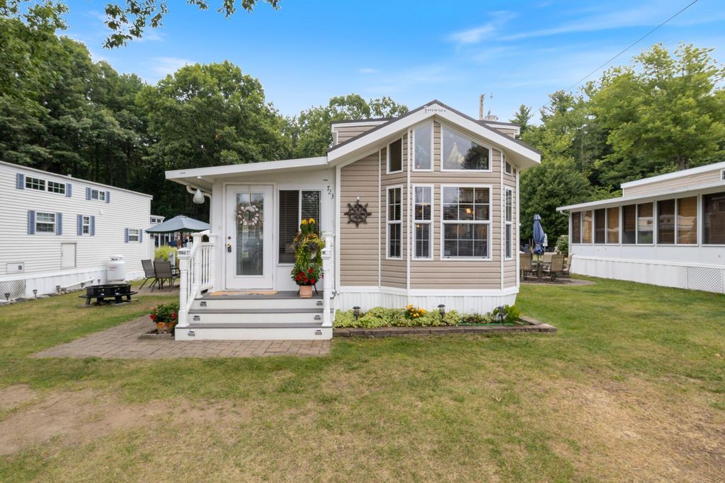 23 College Drive 723, Wells, ME 04090 — photo 2