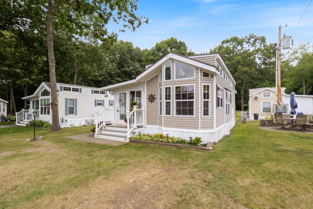 23 College Drive 723, Wells, ME 04090 — photo 3