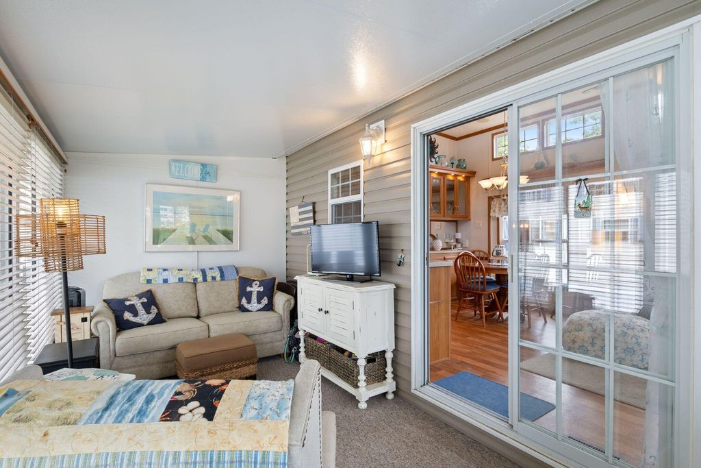 23 College Drive 723, Wells, ME 04090 — photo 5
