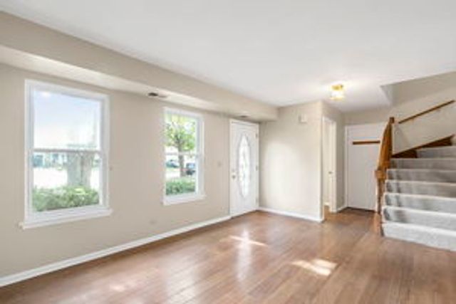 1255 Huntington Drive, Mundelein, IL 60060