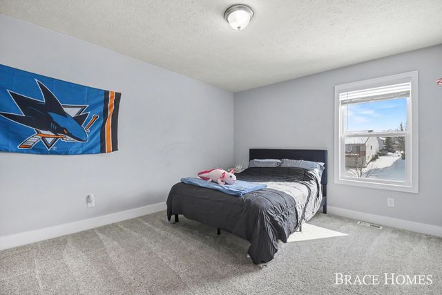 8540 Twin Lakes Drive, Georgetown Twp, MI 49428