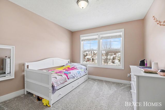 8540 Twin Lakes Drive, Georgetown Twp, MI 49428