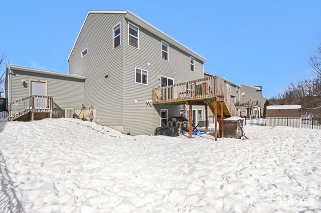 8540 Twin Lakes Drive, Georgetown Twp, MI 49428