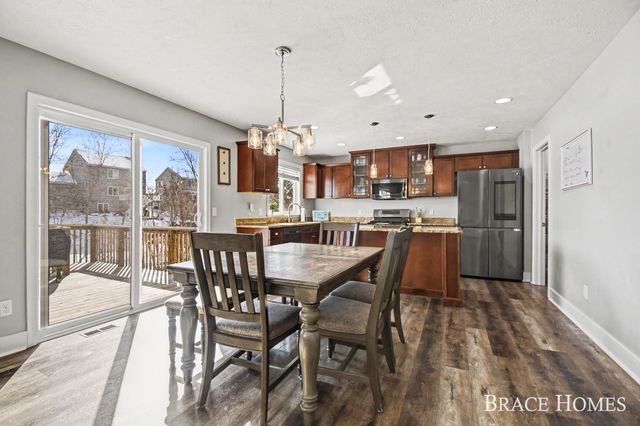 8540 Twin Lakes Drive, Georgetown Twp, MI 49428