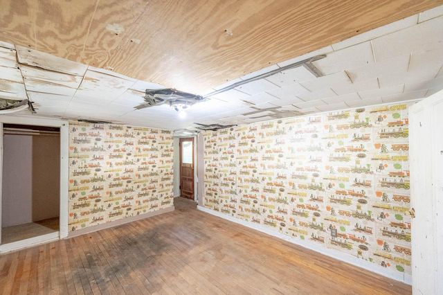803 E Lisbon ROAD, Oconomowoc, WI 53066