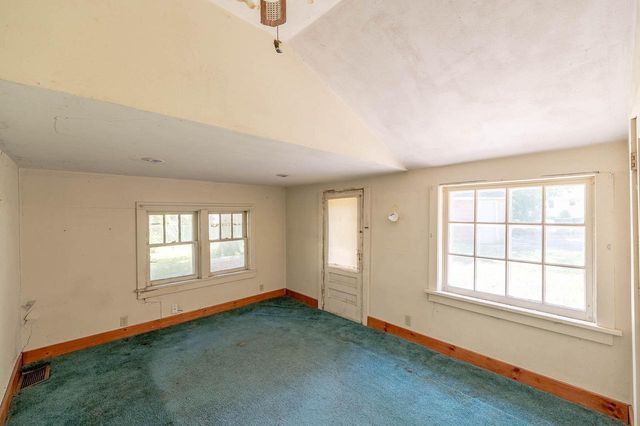 803 E Lisbon ROAD, Oconomowoc, WI 53066