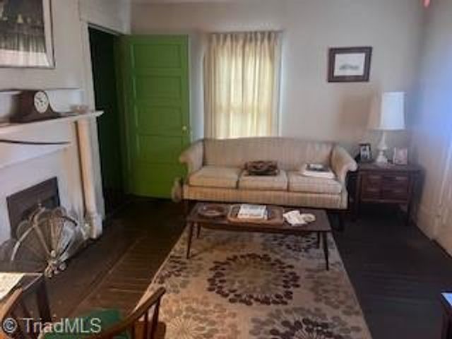 1517 Tucker Street, Greensboro, NC 27405