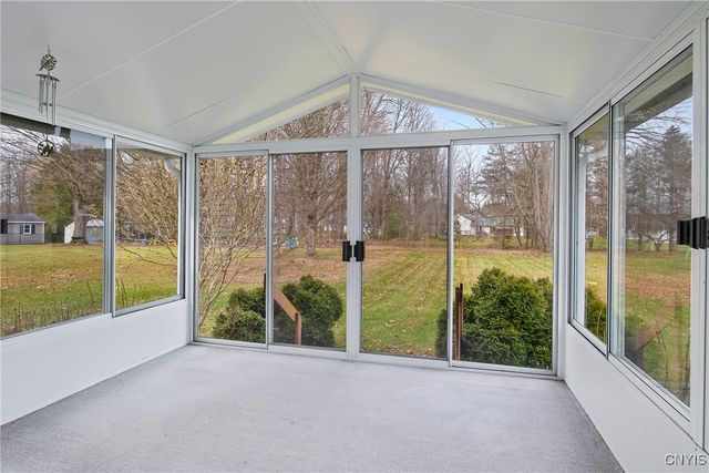 106 Willowcrest Drive, Elbridge, NY 13060