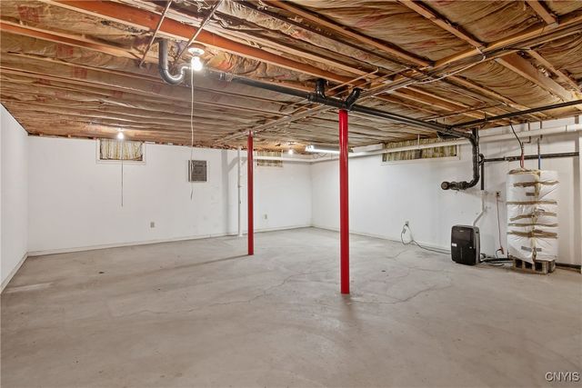 106 Willowcrest Drive, Elbridge, NY 13060