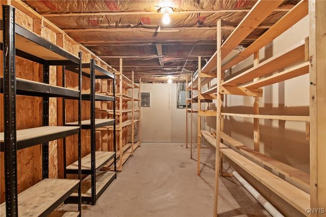 106 Willowcrest Drive, Elbridge, NY 13060