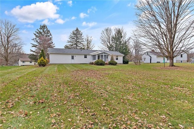 106 Willowcrest Drive, Elbridge, NY 13060