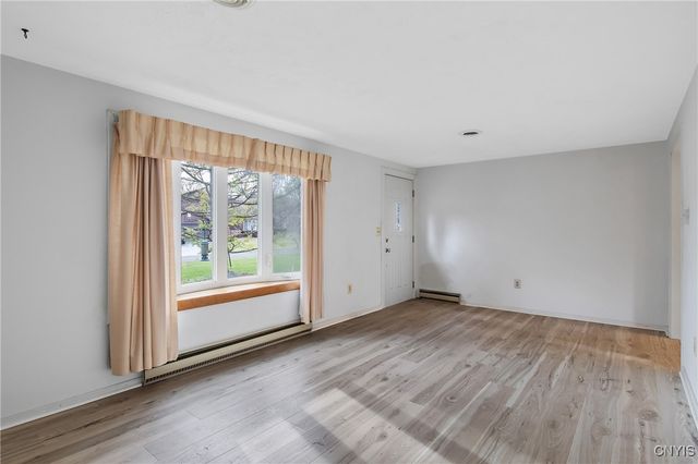 106 Willowcrest Drive, Elbridge, NY 13060