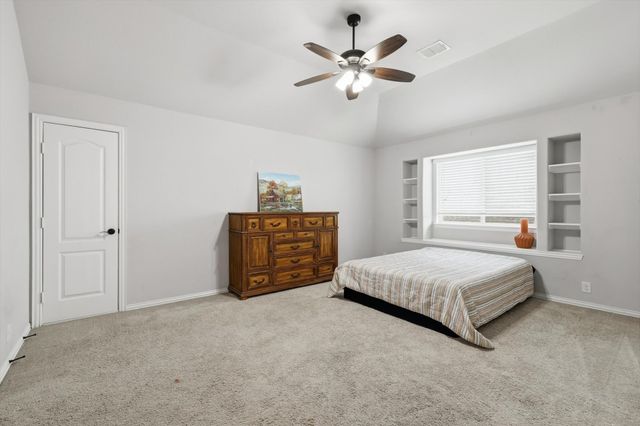 924 Timber Ridge Drive, Justin, TX 76247