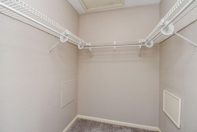 800 Country Place Drive 502, Houston, TX 77079