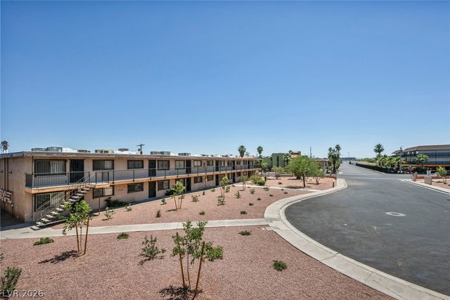 3718 Hazelwood Street 7, Las Vegas, NV 89119