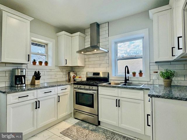 604 CARSONIA AVE, Reading, PA 19606