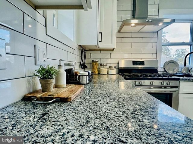 604 CARSONIA AVE, Reading, PA 19606