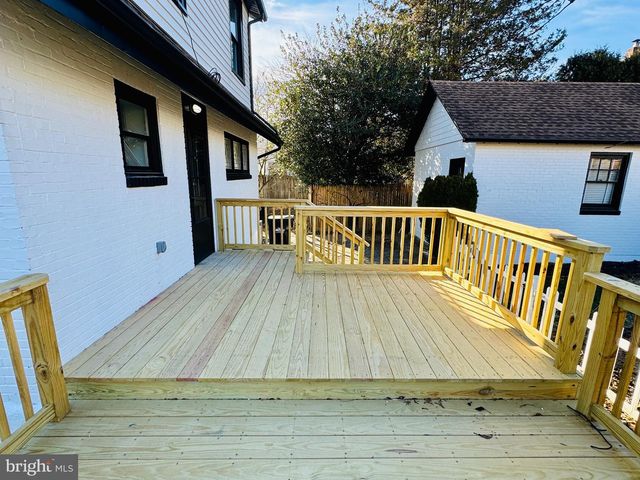 604 CARSONIA AVE, Reading, PA 19606