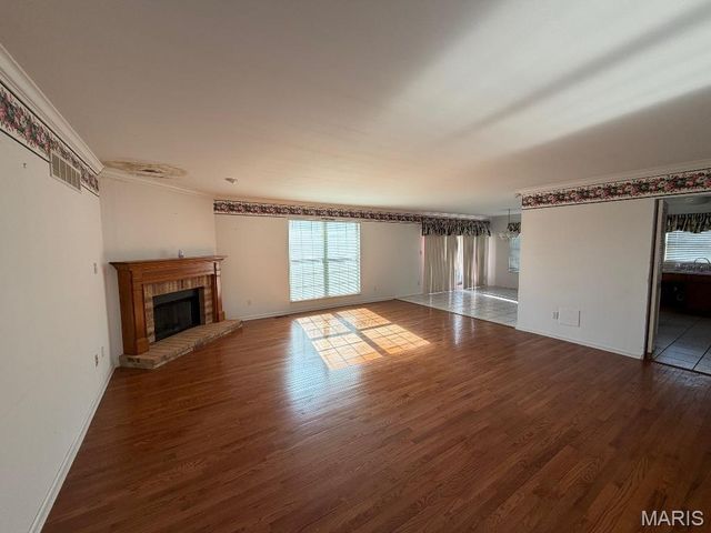 12948 Broadridge Lane, Florissant, MO 63033