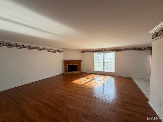 12948 Broadridge Lane, Florissant, MO 63033