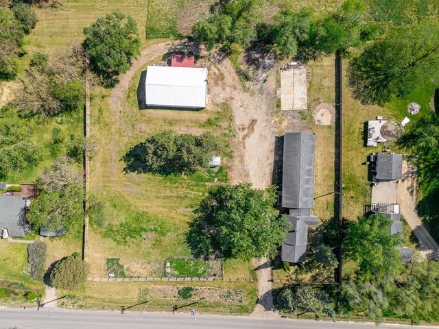 972 E Philhower Road, Beloit, WI 53511
