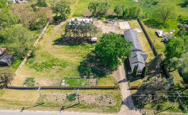 972 E Philhower Road, Beloit, WI 53511