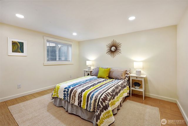 11527 39th Avenue NE, Seattle, WA 98125