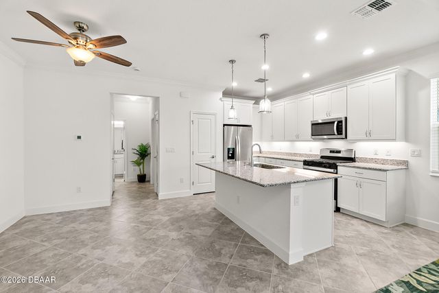 284 Pop Top Lane, Daytona Beach, FL 32124