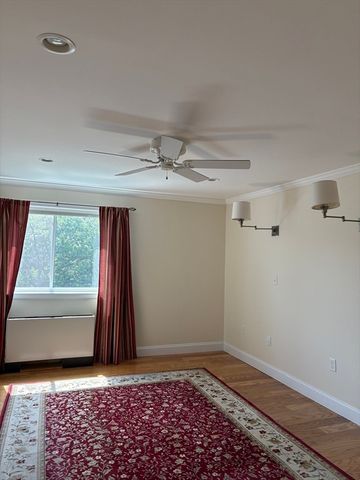 2 Summit Dr. 41, Reading, MA 01867