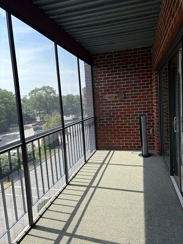 2 Summit Dr. 41, Reading, MA 01867